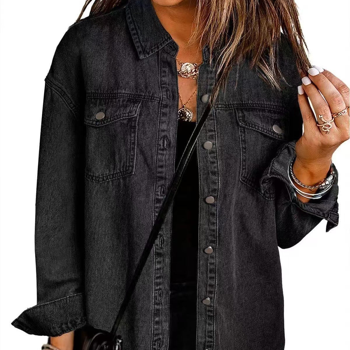 KATJA™ | TIDLØS OG AVSLAPPET DENIMJAKKE