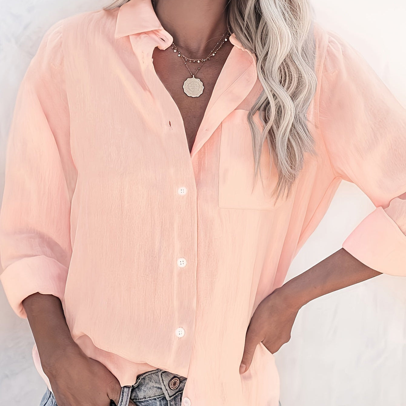 Årvill | Myk og luftig skjortebluse med brystlomme